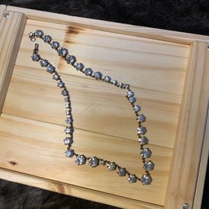 Sparkly statement necklace